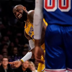 Bookie Report on the LA Lakers Comeback Win Against Warriors